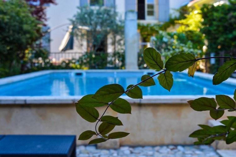 La Bastide Des Songes - Demeure D'Hotes Robion en Luberon Экстерьер фото